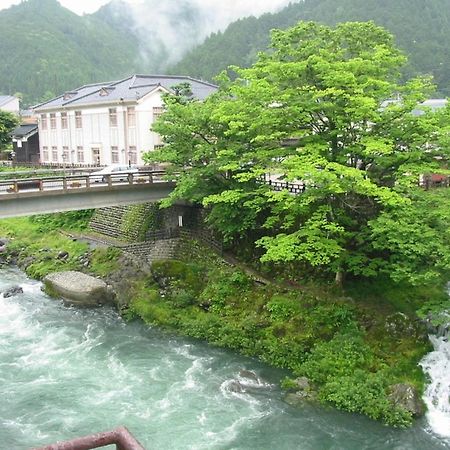 Miharaya Ryokan Gujo Buitenkant foto